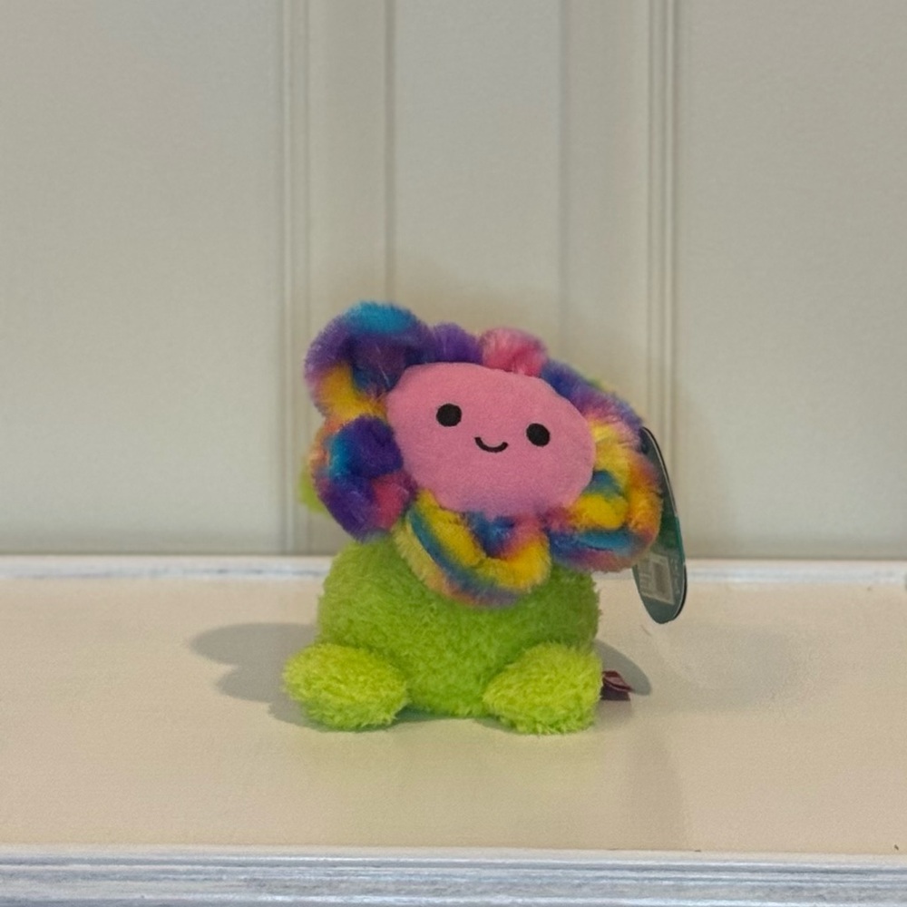 Bum Bumz Groovy Flower Plush